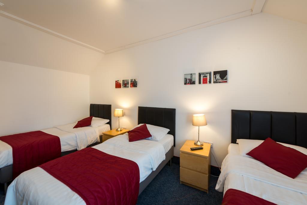 Adria Hotel London