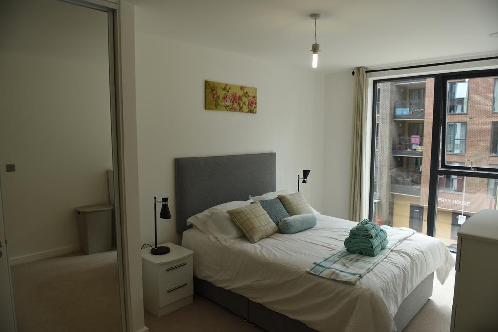 Greenwich Two Bedroom Appartement *
