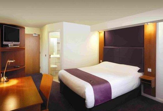 Premier Kew Bridge Hotel