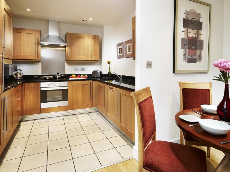 Marlin Apts Stratford Hotel 4*