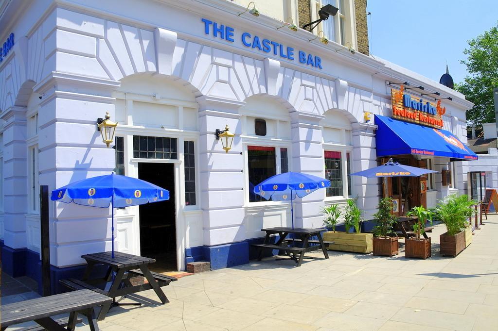 Acomodação com café da manhã  The Castle Bar Londres