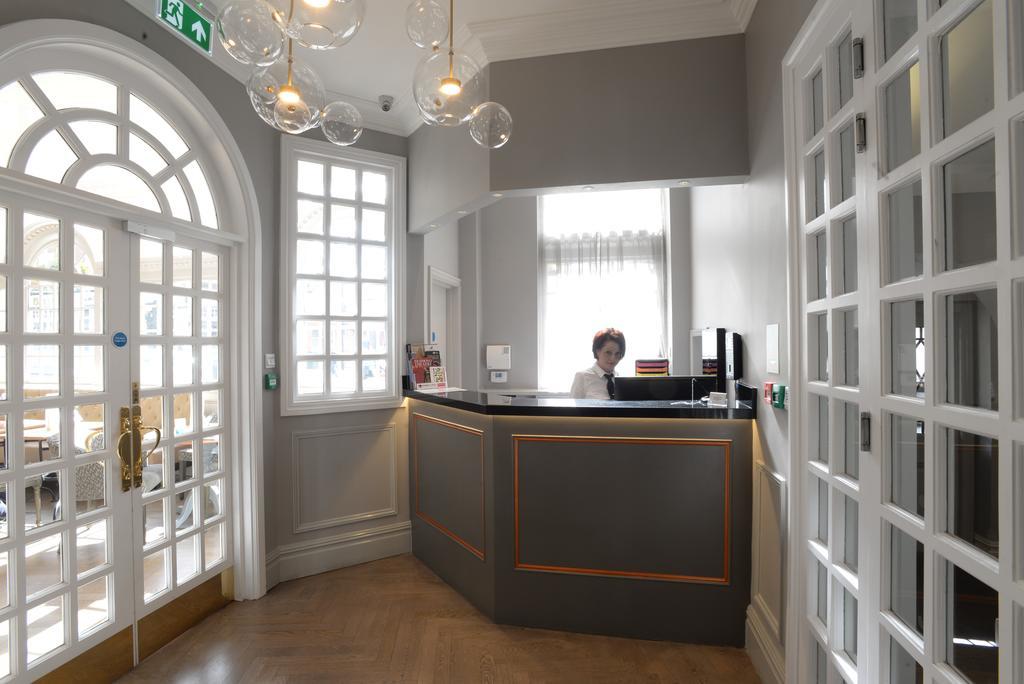 Hotel The Kings Head 4*