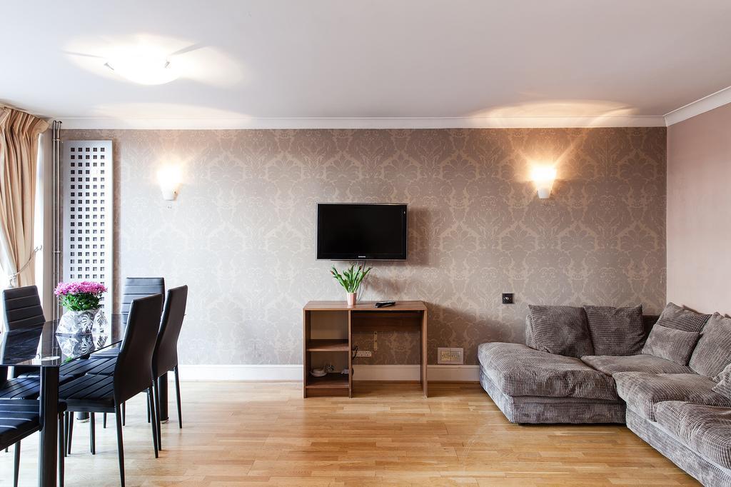 Midway House Appartement