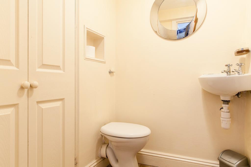 Midway House Appartement *