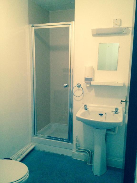 Travel Joy Hostal *