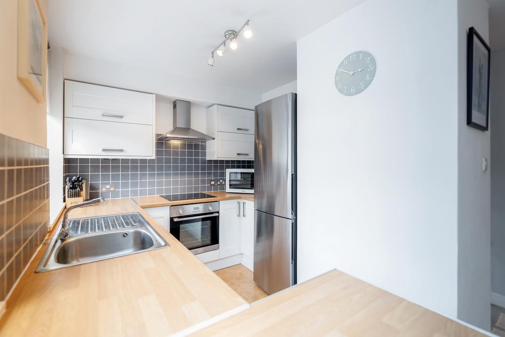 Putney 1 Bed By Basetogo Londres