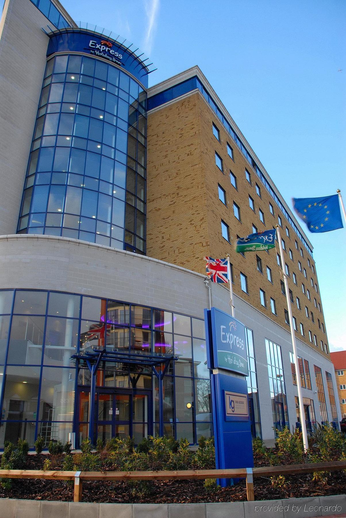 Hotel Holiday Express - Newbury Park, An Ihg 3*