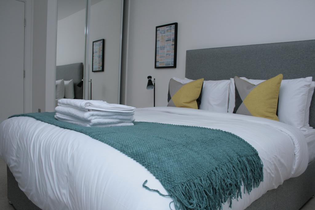 Greenwich Two Bedroom Appartement *