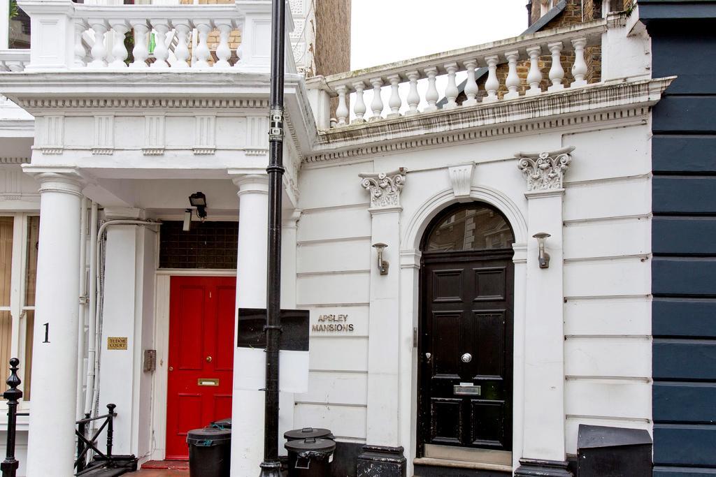 Apsley Mansions