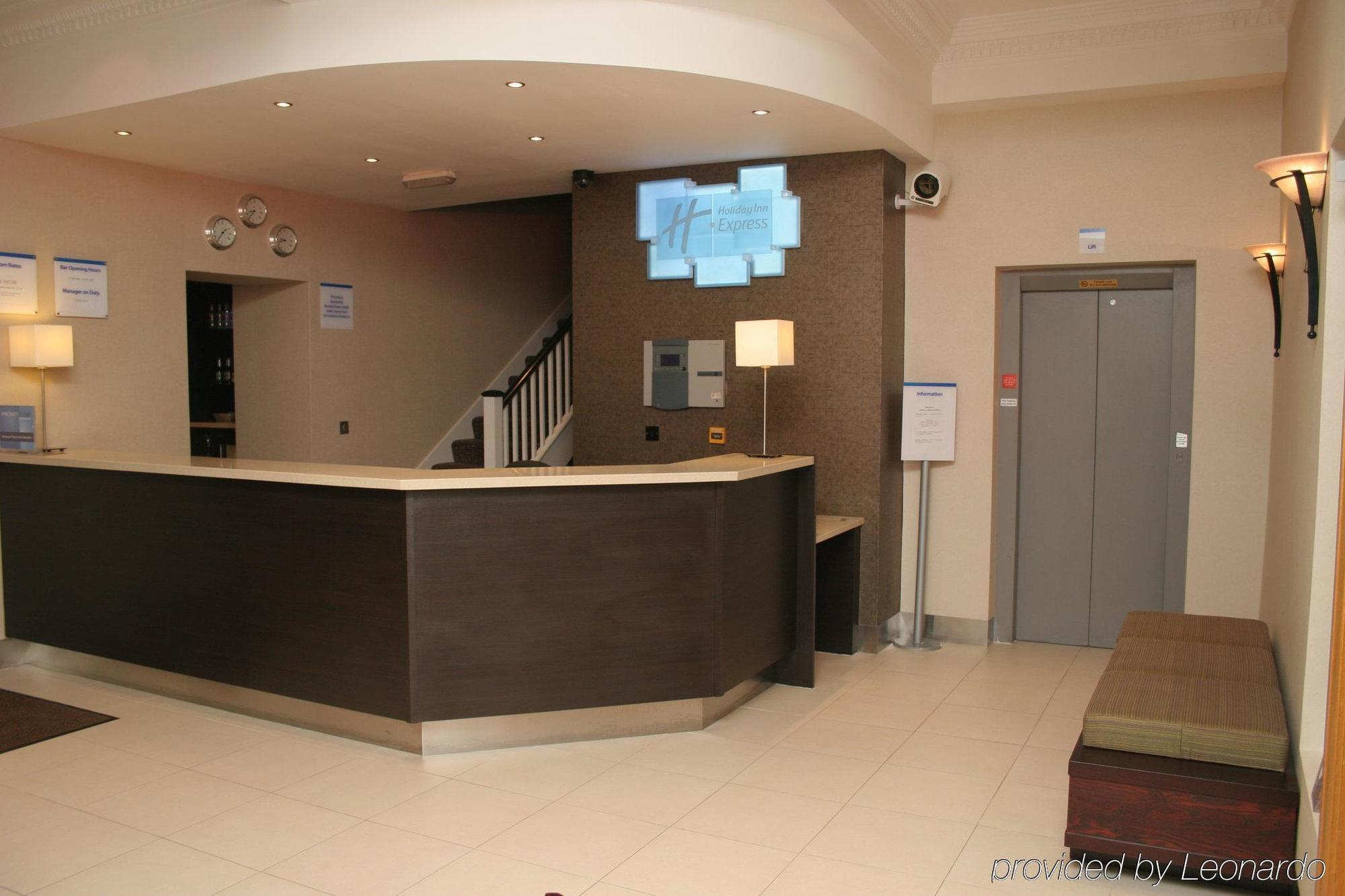 Holiday Express Victoria By Ihg Hotel