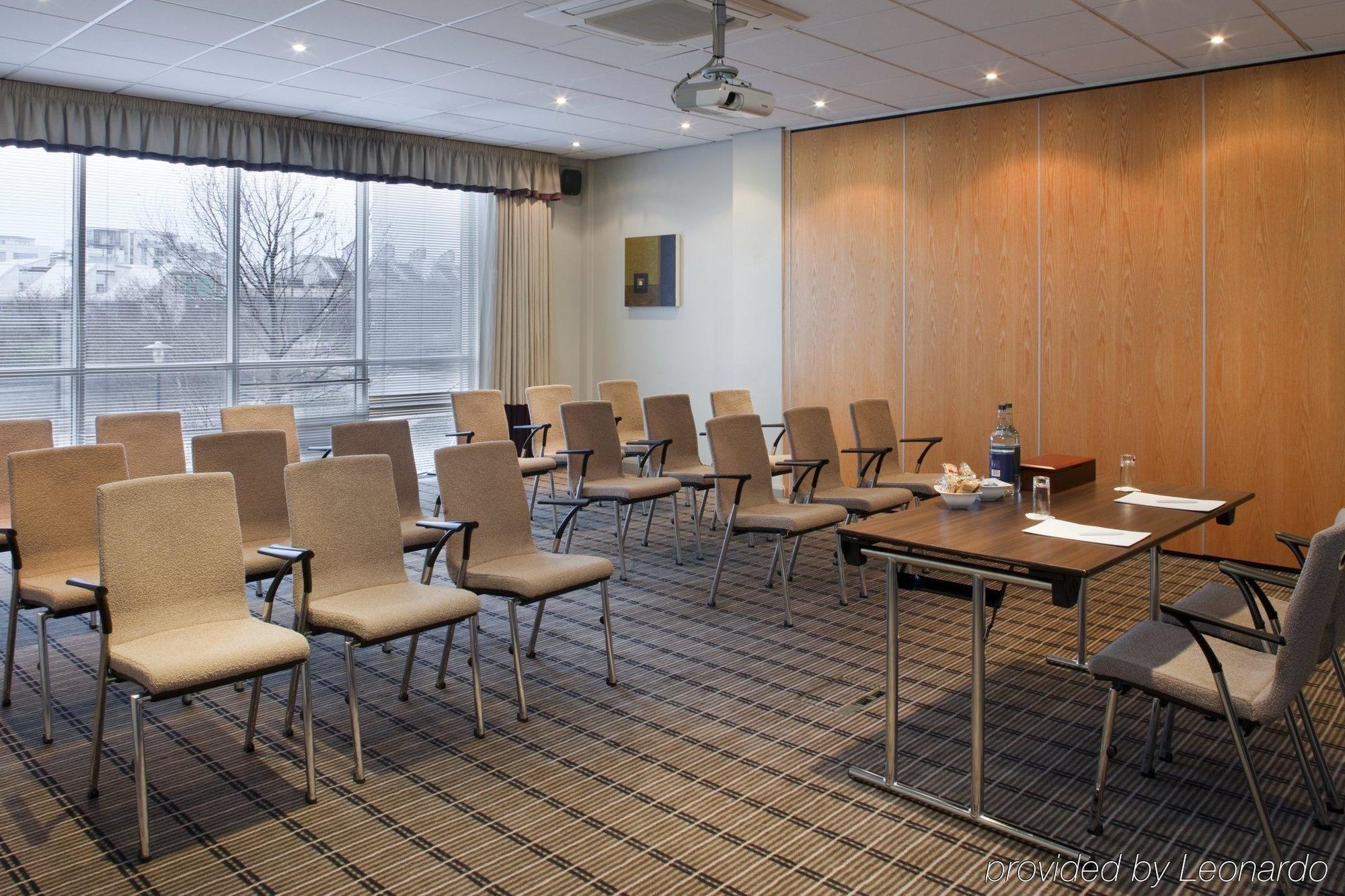 Holiday Express Greenwich By Ihg Hotel 3*
