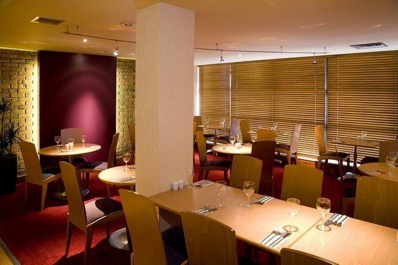 Premier Kew Bridge Hotel 3*
