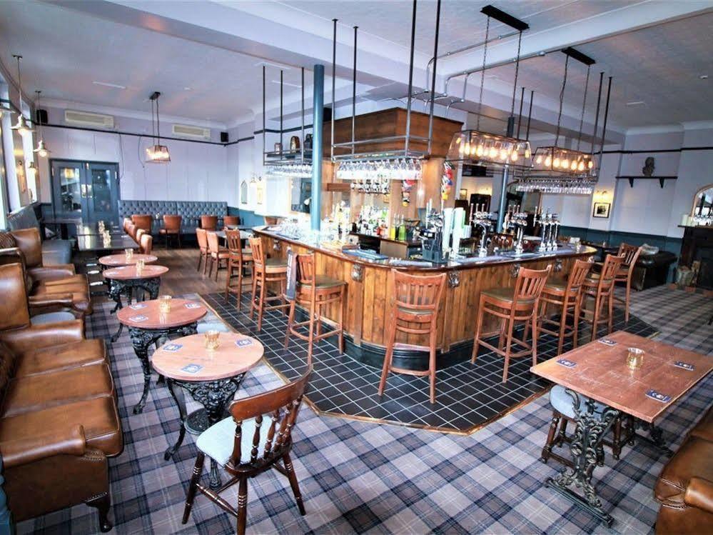 Frühstückspension Summerfield Pub & Boutique