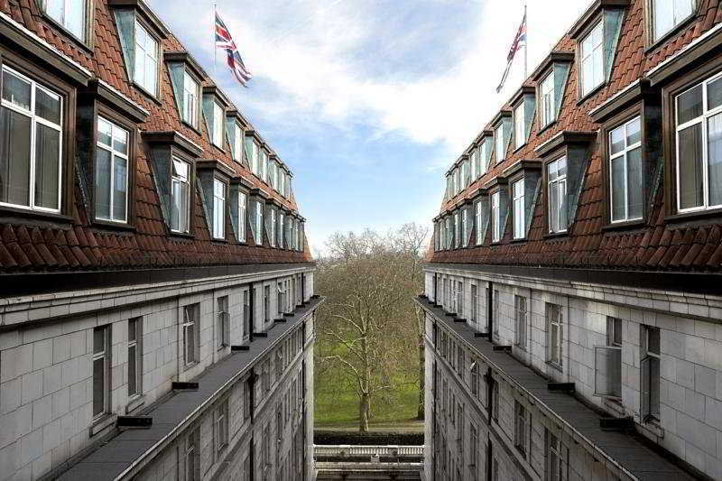 Sheraton Grand Park Lane 5*