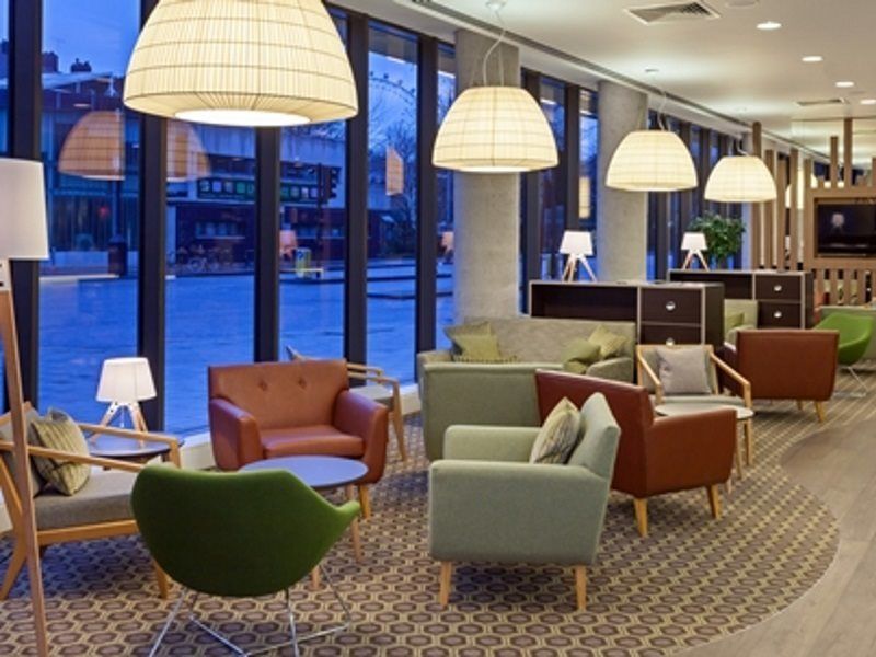 Hotel Hampton By Hilton Waterloo 3*