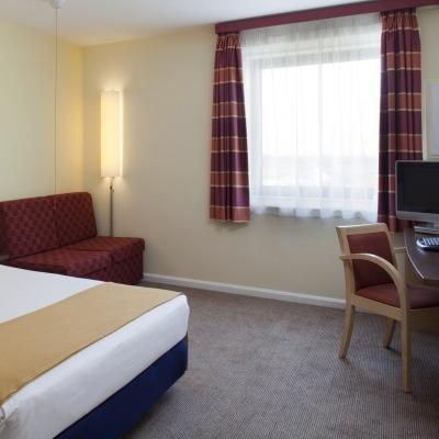 Holiday Express - Newbury Park, An Ihg