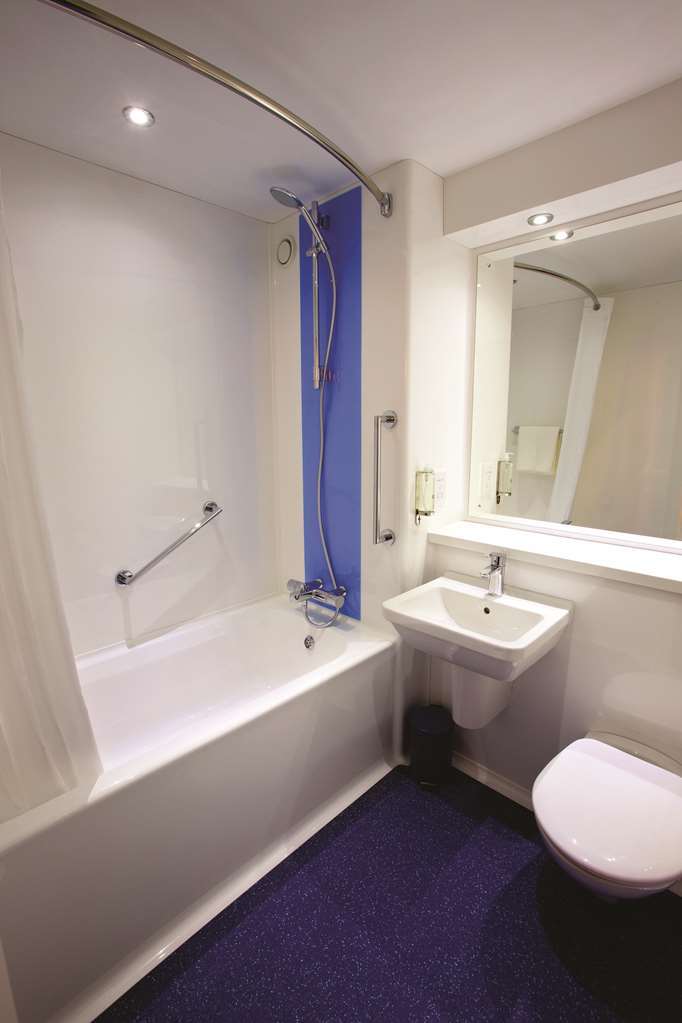 Travelodge Kew Bridge 3* Londres