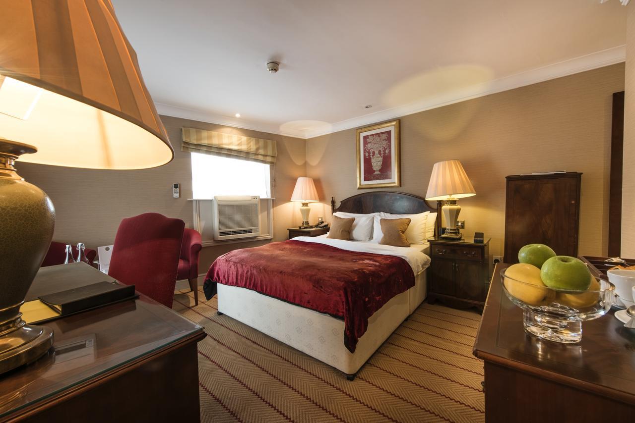 The Colonnade 4*