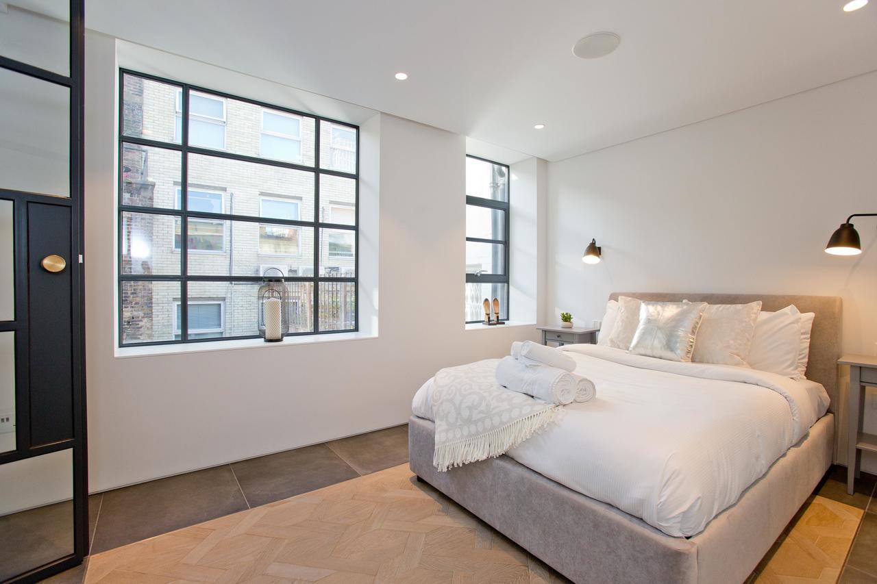Luxury Royalty Mews