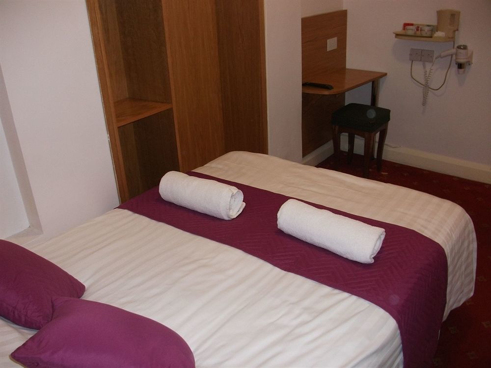 Hotel Oyo Bakers Victoria Londres