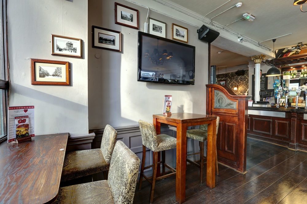 Albergue Publove @ The Man, Paddington Londres
