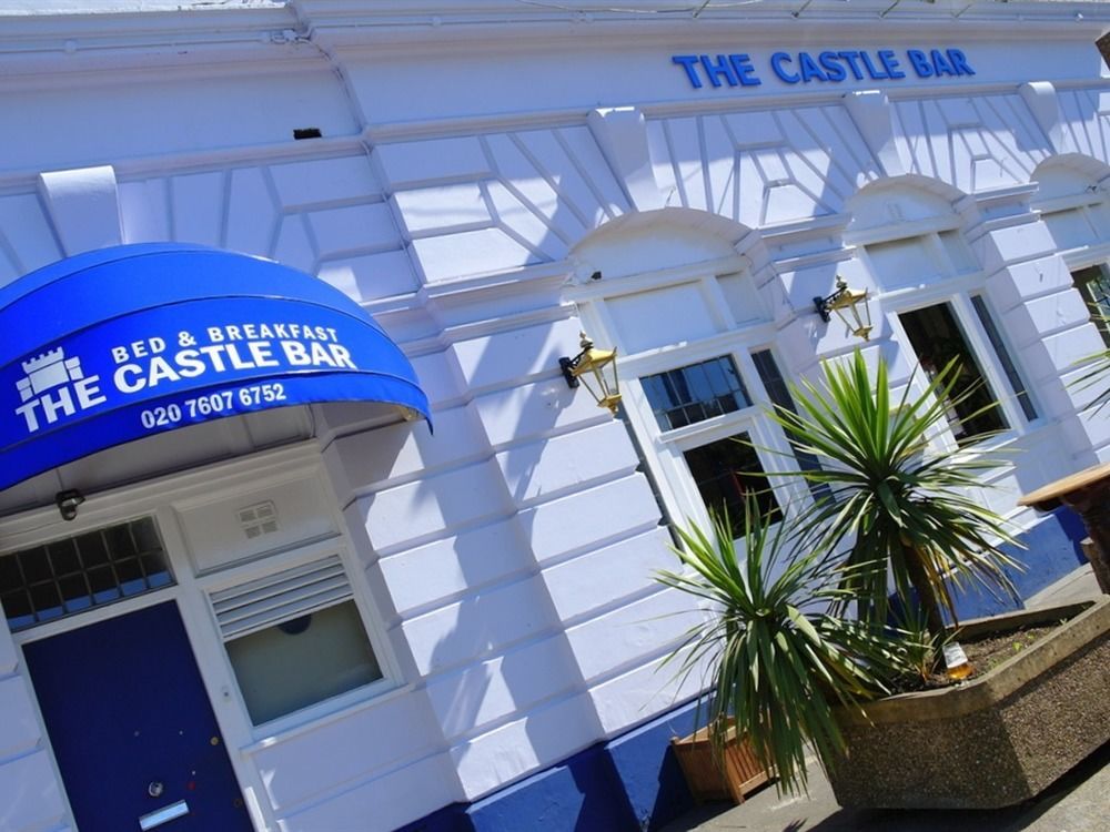 Couette-café The Castle Bar