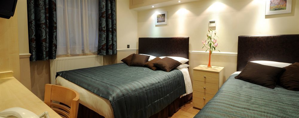 Rhodes 3*
