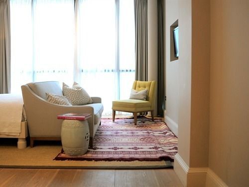 Library Hotel