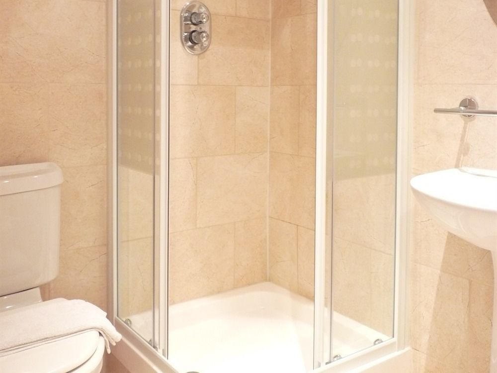 Earls Court Apartahotel 2*