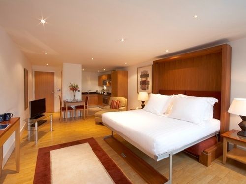 Appart hôtel Marlin Bridge - Empire Square 4*