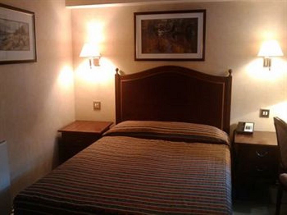 Cheshire Central Hotel
