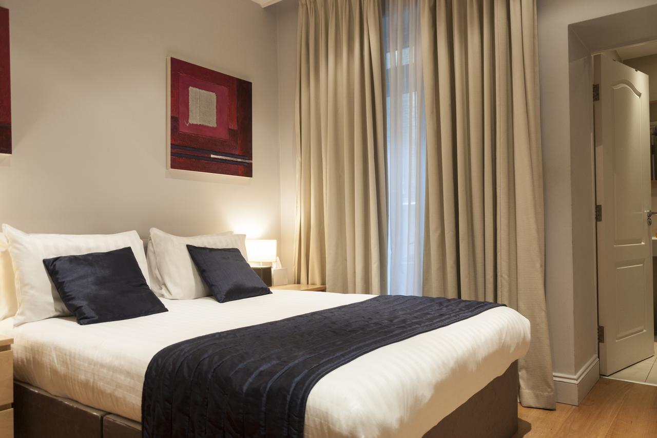 12 Street Apartahotel 4*