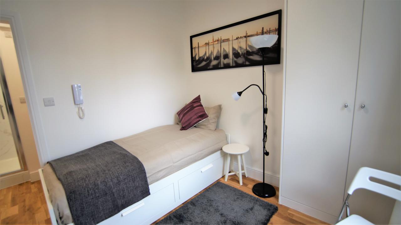 Ifield Road By Mayfair *