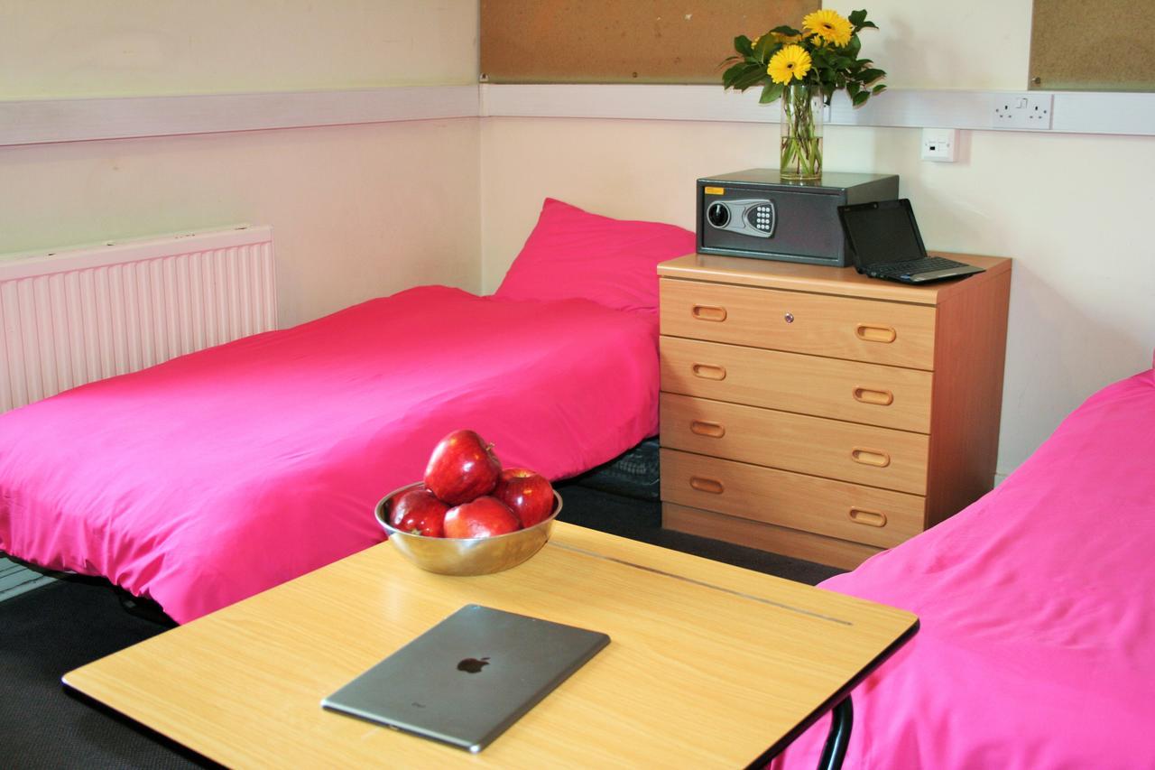 Railton House Hostal *