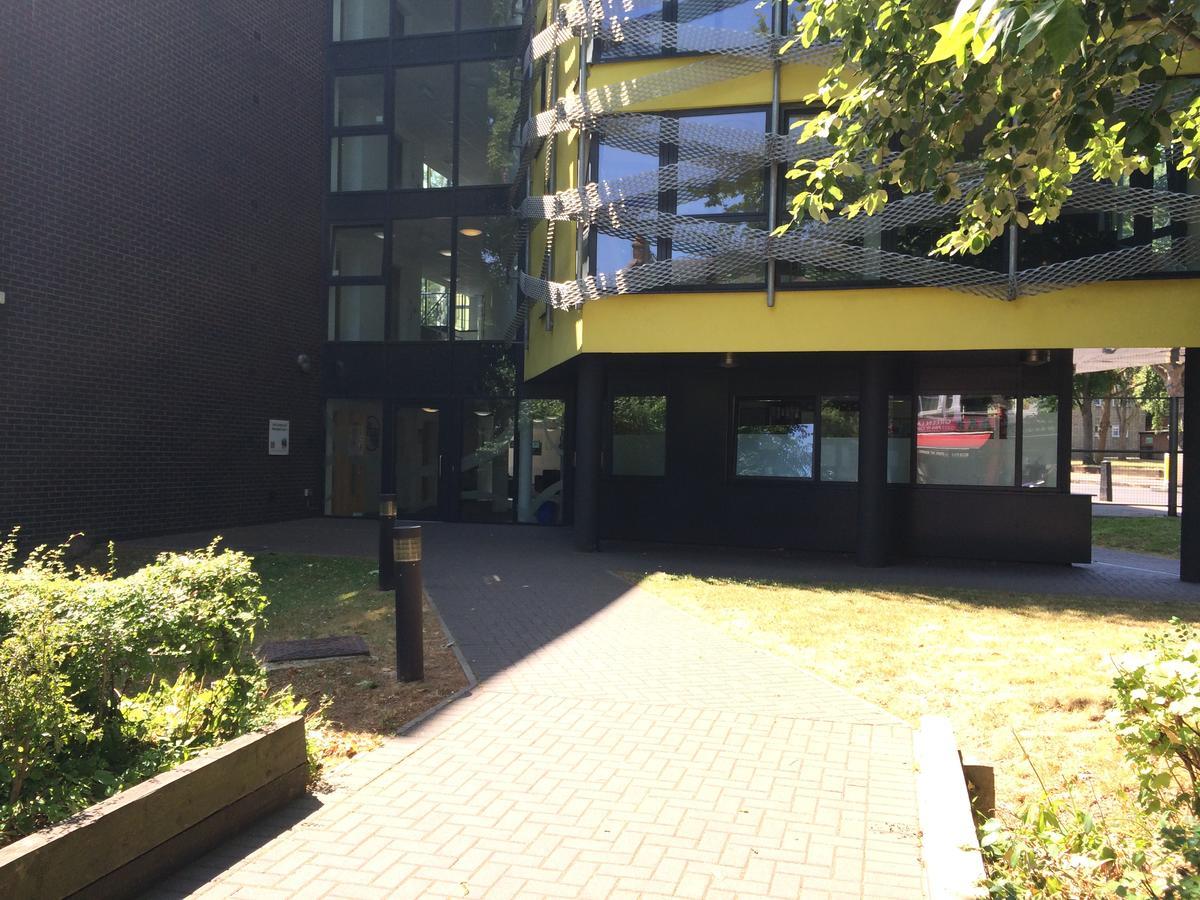 Newington Court Albergue