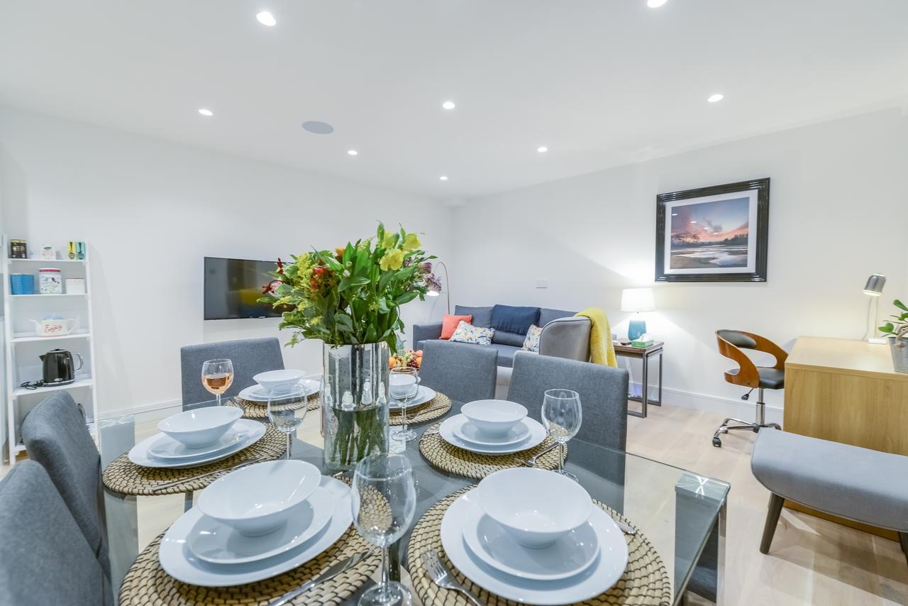 Apartment Stunning Ealing London