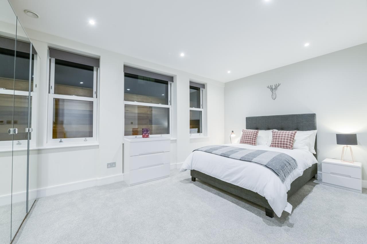 Apartment Stunning Ealing