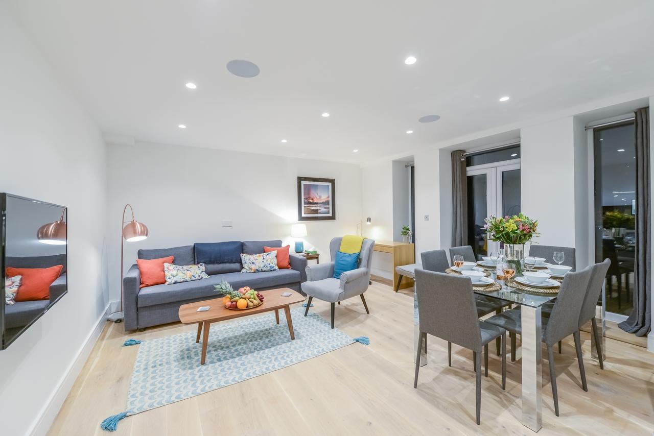Apartment Stunning Ealing *