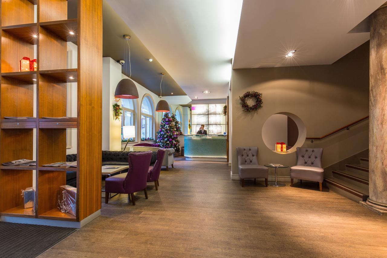 The Memoir Club, Formerly Ambassadors Bloomsbury Hotel