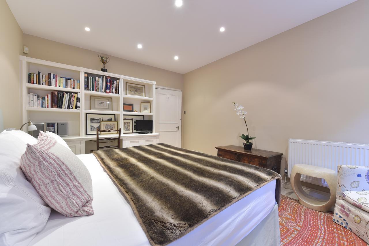 Peaceful 1 Bed Flat Off Sloane Square With Patio Apartamento *