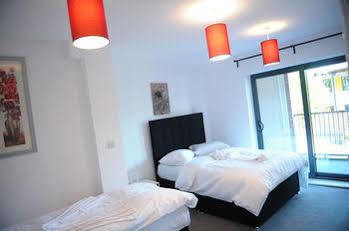 Canary Heights 3* Londres