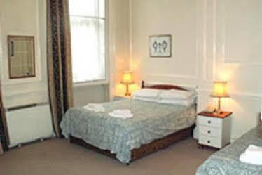 Amber Nike Apartments 4*
