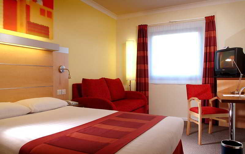 Express Park Royal By Ihg 3* Londres