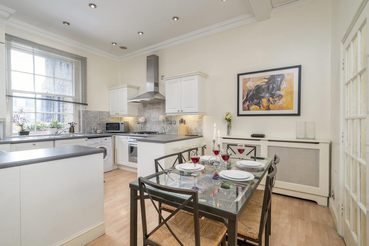 Elegant 2 Bedroom In Paddington Apartment