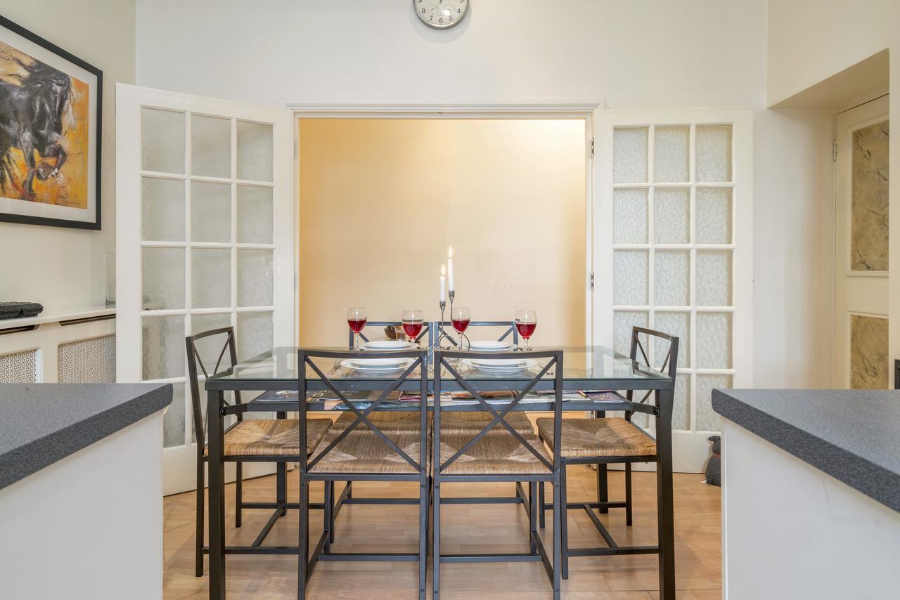 Elegant 2 Bedroom In Paddington Apartment London