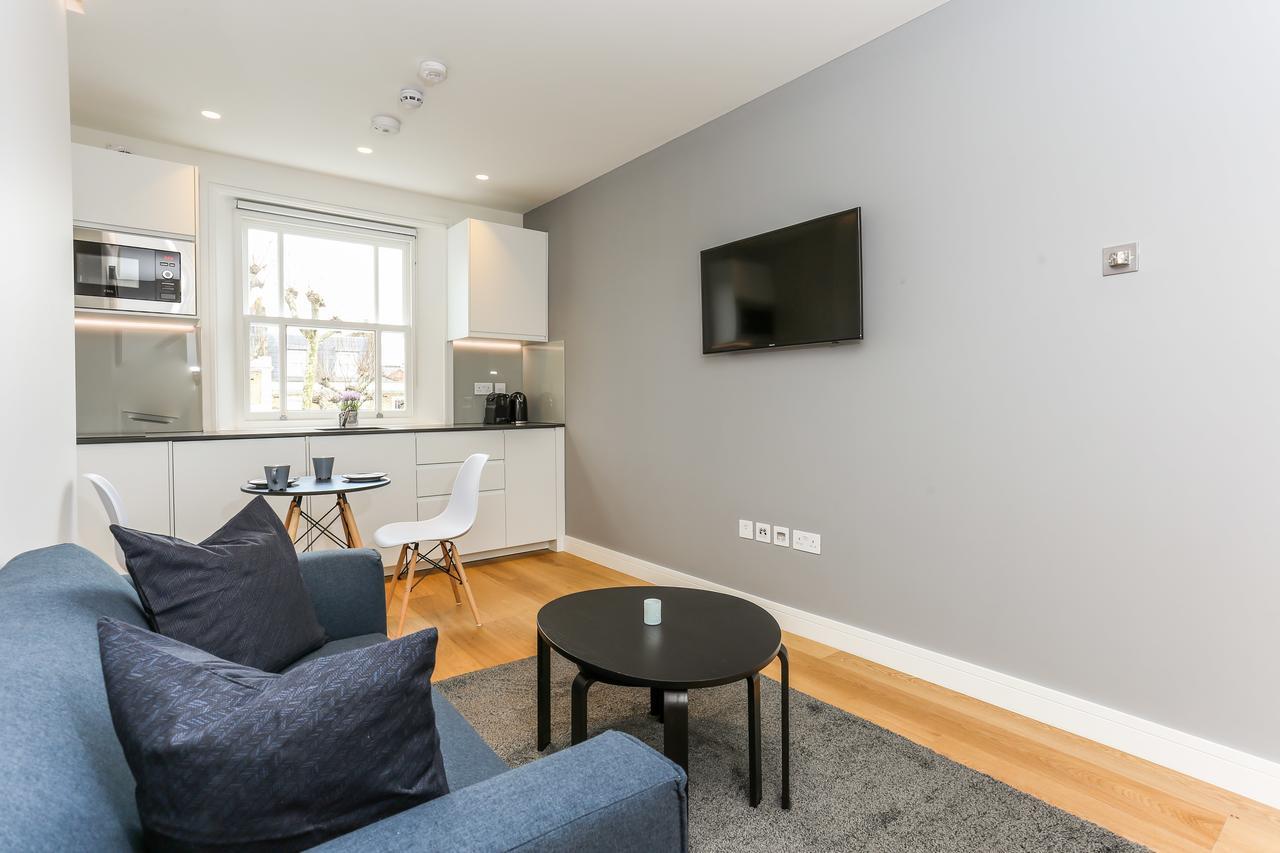 Inverness Terrace Serviced By Concept Apartamento