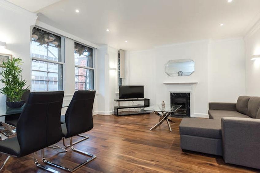 Fleet Street 2 *