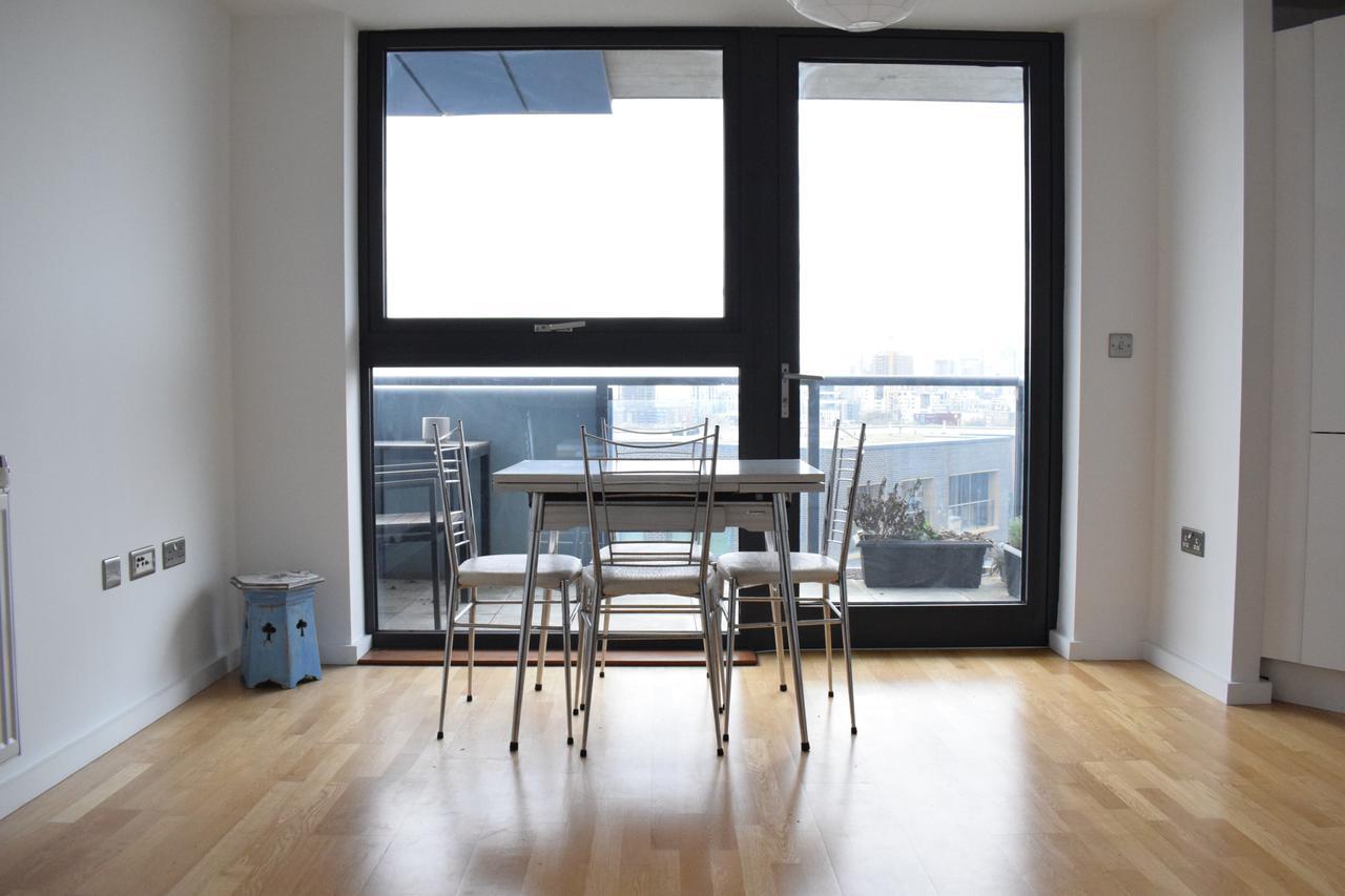 1 Bedroom Flat In Lewisham With A Balcony View Of The Shard Appartement Londres