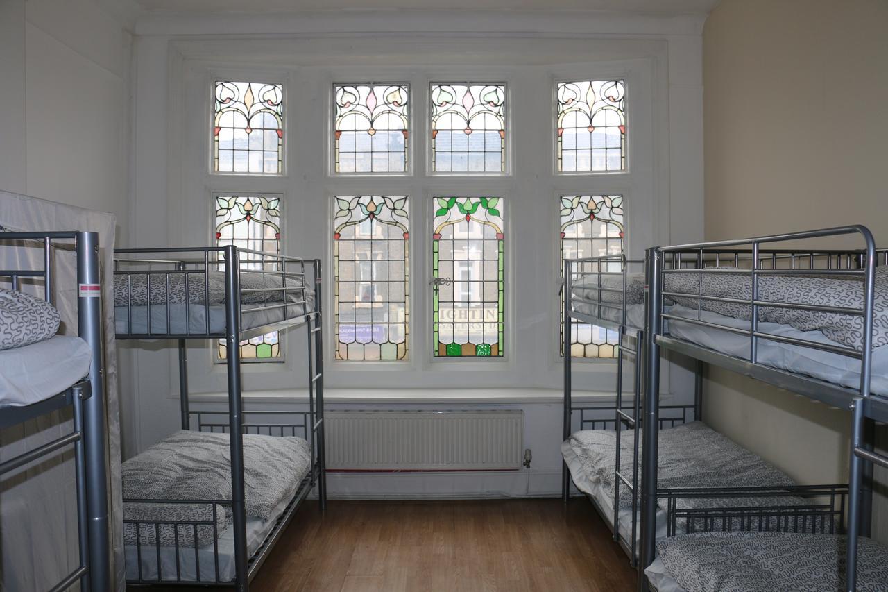 Hostal Boleyn Bunkhouse And Bar