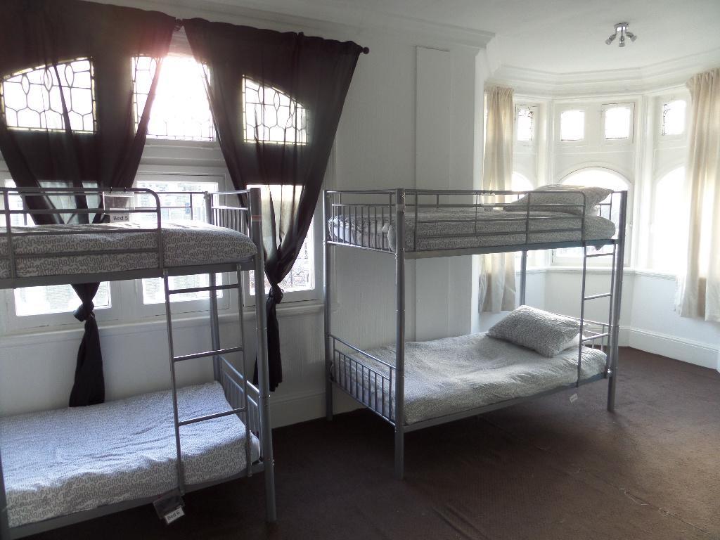 Auberge de jeunesse Boleyn Bunkhouse And Bar *
